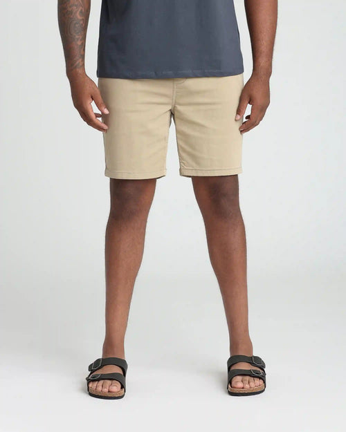 Everyday Comfort Shorts (Athletic Fit) / Light Khaki