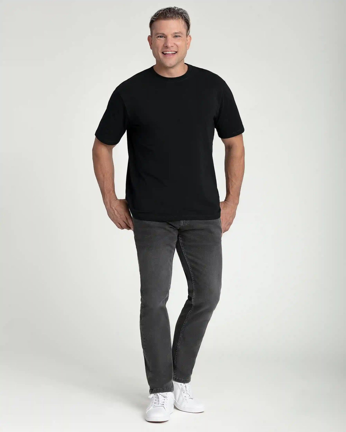 Organic Crew Neck T-Shirt (Relaxed Fit) / Black